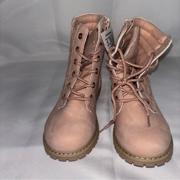 The Children’s Place Girls Blush Quilted Zip Lace-Up Boots Size 1 Youth - Picture 2 of 11